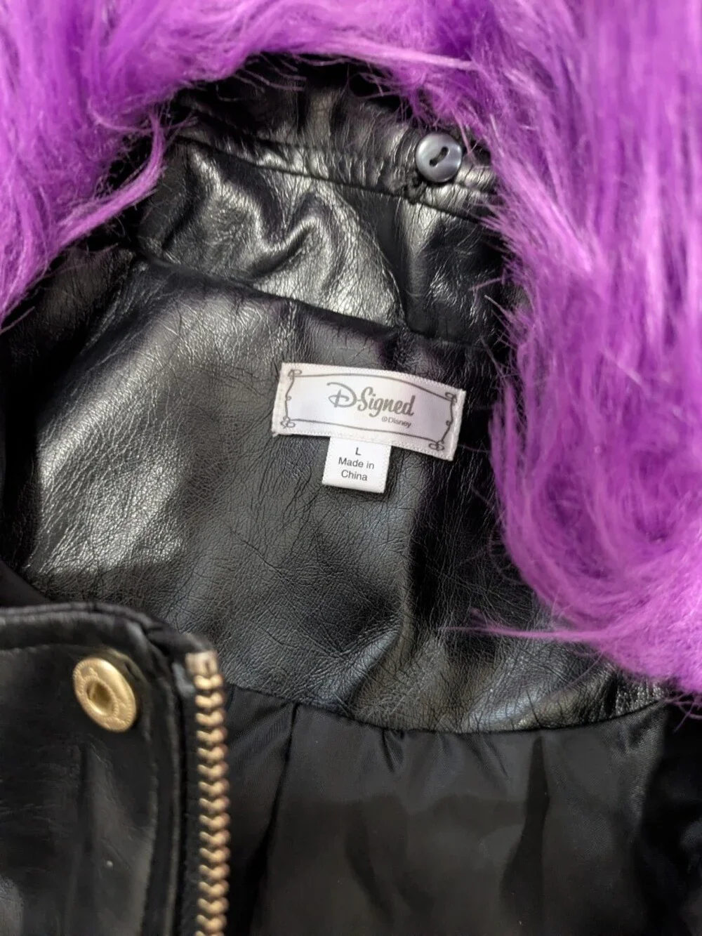 Disney's Descendants 3 D-Signed Mal Moto Jacket Size Large